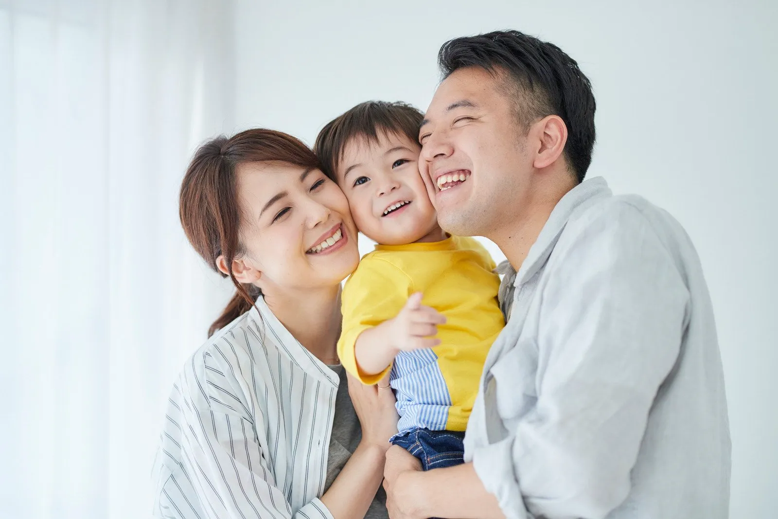 子どもと一緒に学んでいる親