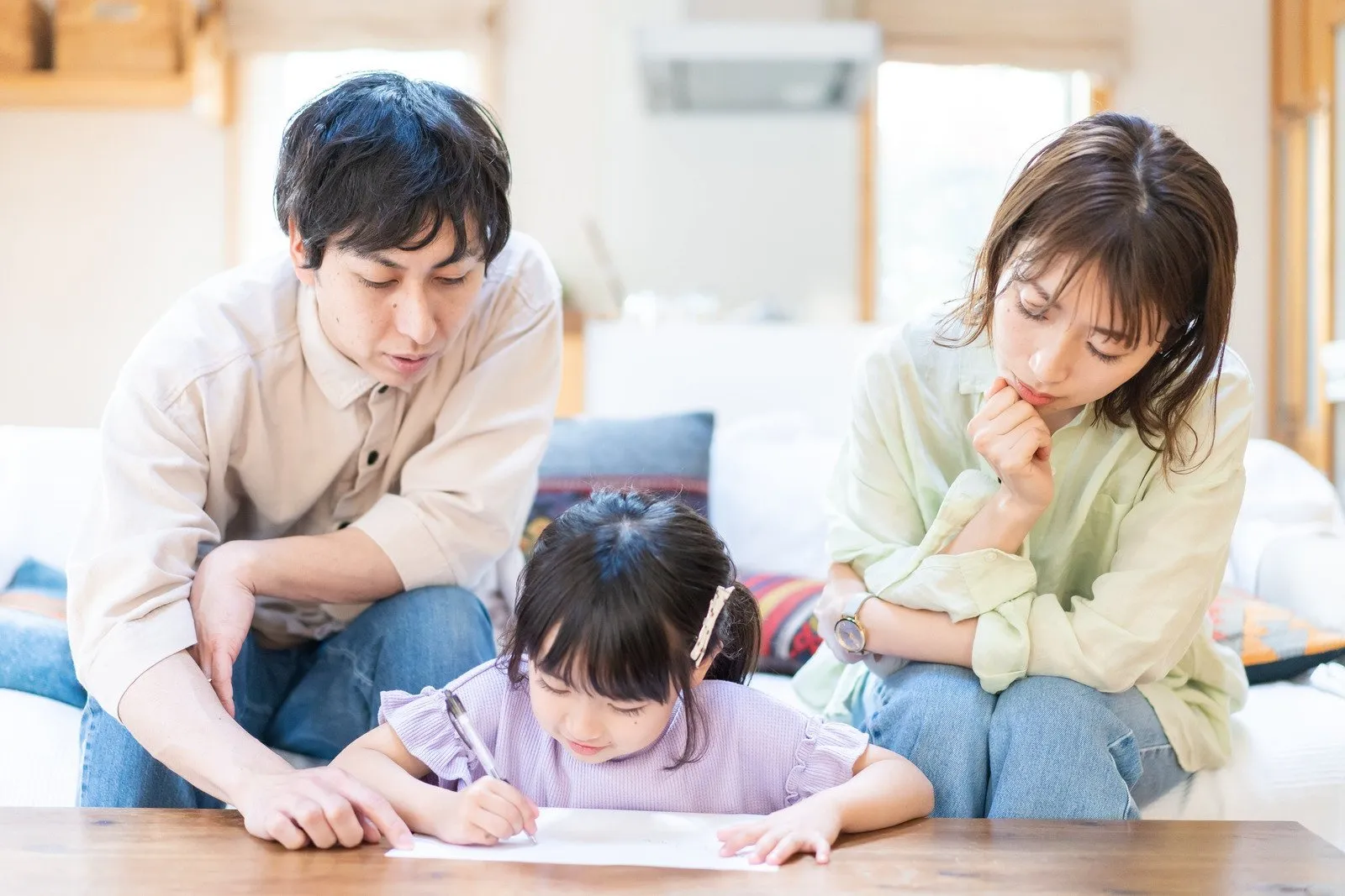 子どもと一緒に学んでいる親